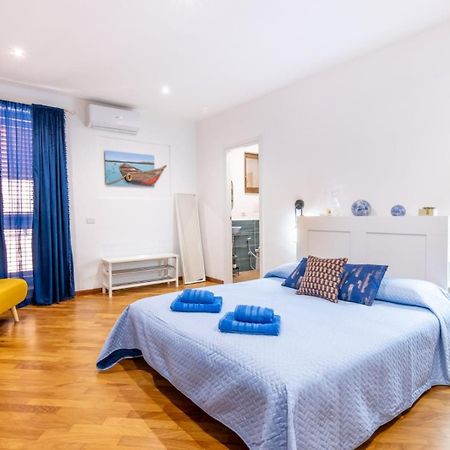 Talia - Central And Elegant Suites In The Heart Of Palermo Exterior foto