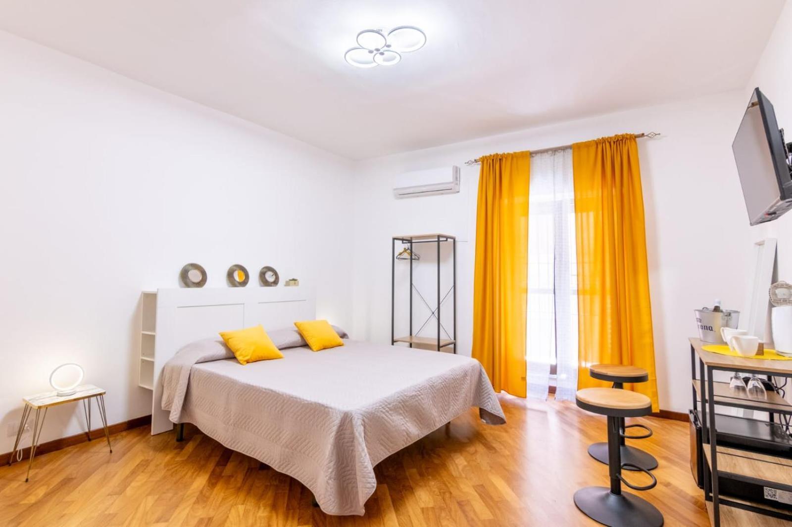 Talia - Central And Elegant Suites In The Heart Of Palermo Exterior foto