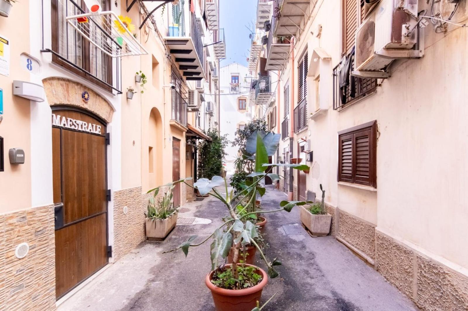 Talia - Central And Elegant Suites In The Heart Of Palermo Exterior foto